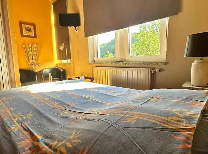 호텔 르 룩셈부르크 라로셰안알데네